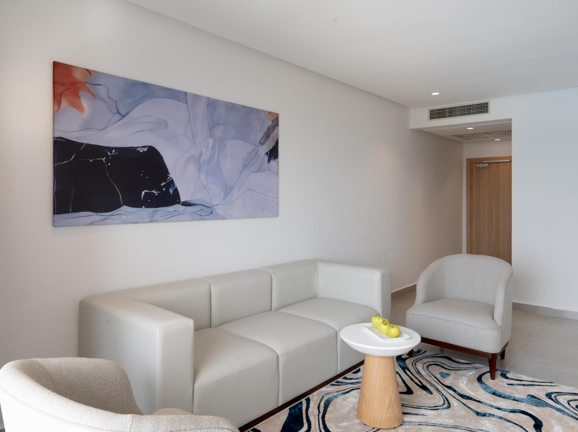 Deluxe Family Suite